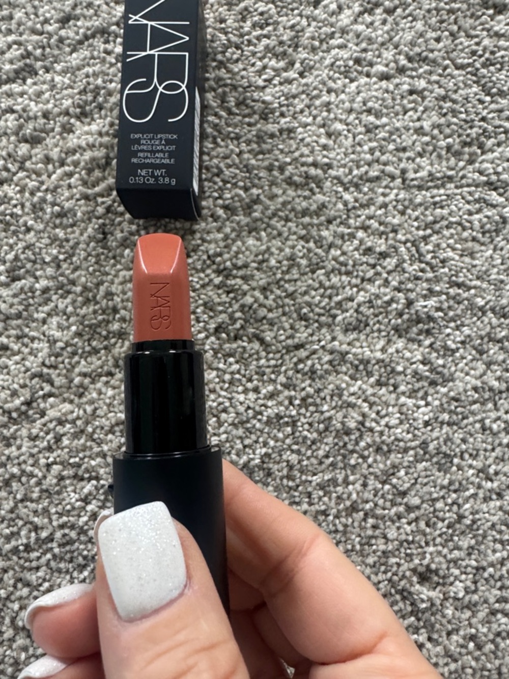 NARS explicit lipstick refillable - Picture 2 of 4
